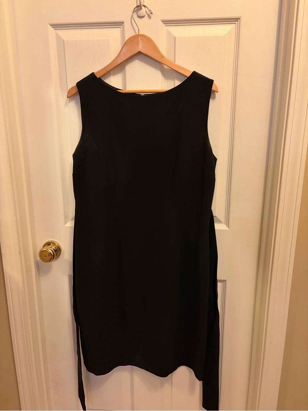 Talbots Black Sleeveless Shift Dress